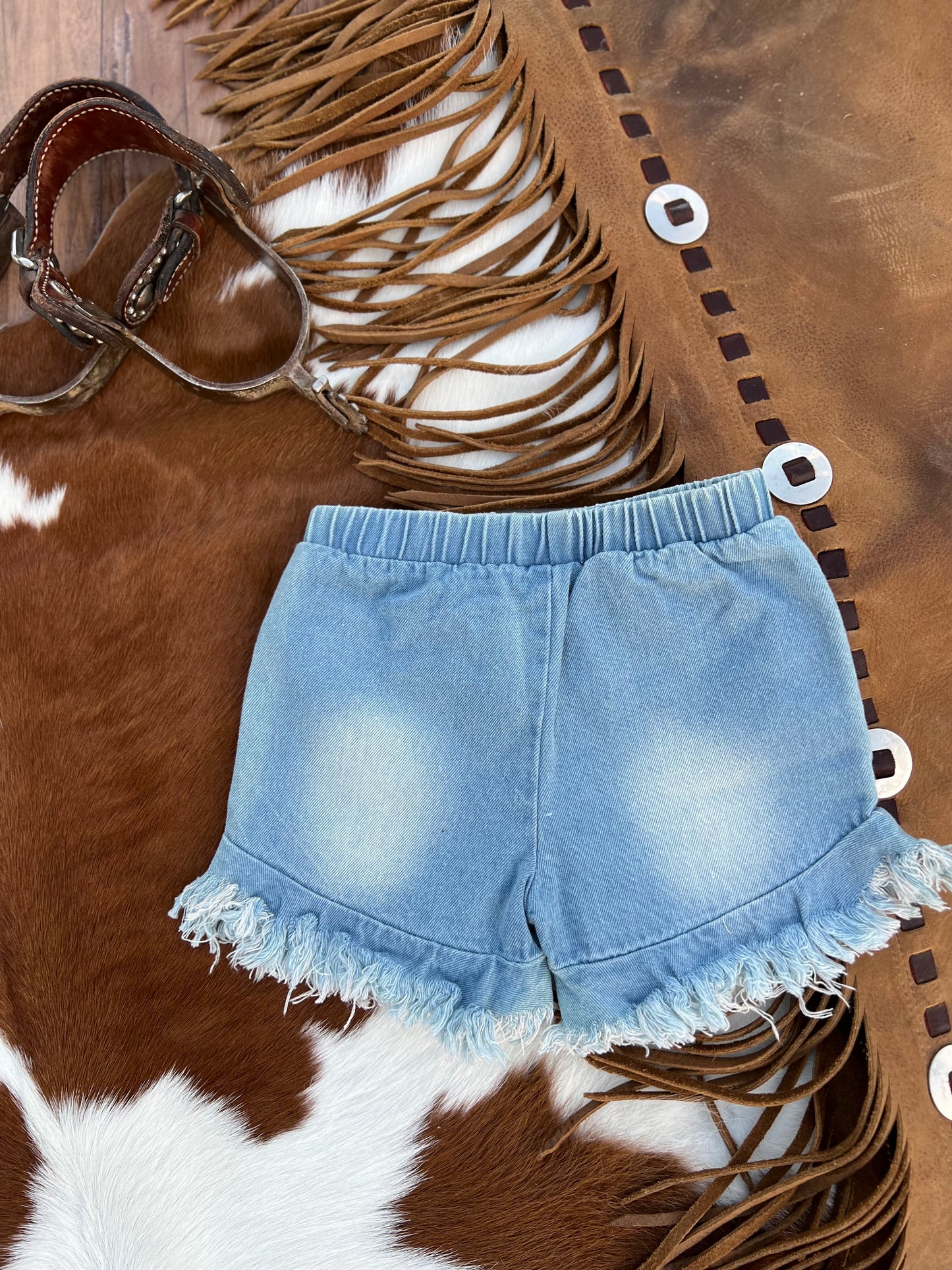 Charlie Pocketed Ruffle Shorts - Light Denim